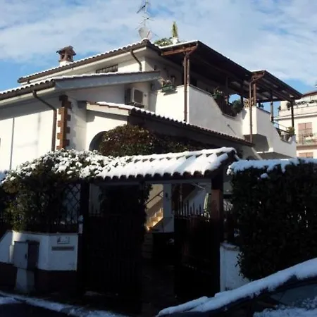 Bed & Breakfast Castelgandolfob&b *